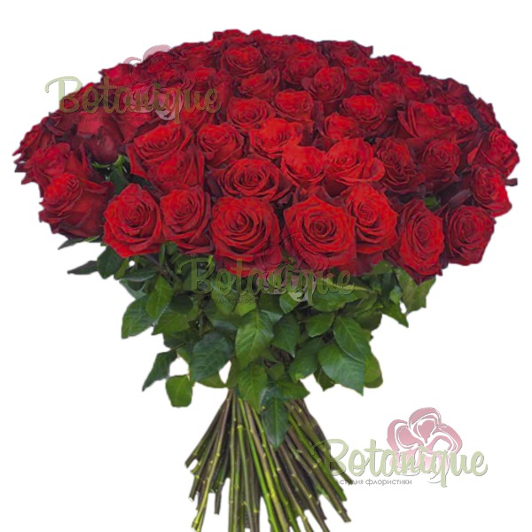 Большое сердце из роз и клубники | Интернет магазин цветов в Нижнем Новгороде «Долина Роз»